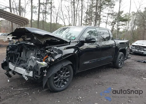 2024 Toyota Tundra Platinum z USA, uszkodzony, nr VIN 5TFNA5DB0RX185926